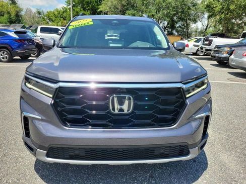 Used 2025 Honda Pilot Elite image 15