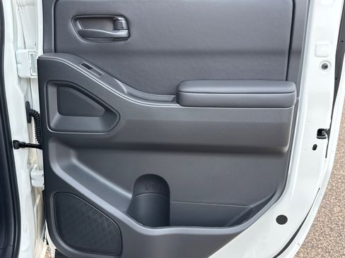 New 2026 Nissan Frontier SV w/ SV Convenience Package image 16