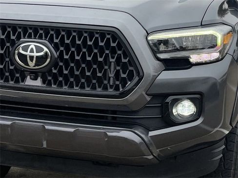 Used 2023 Toyota Tacoma Limited image 9