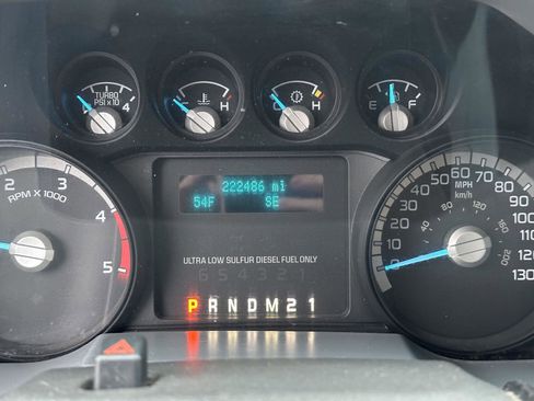 Used 2014 Ford F250 XLT w/ XTR Package image 26