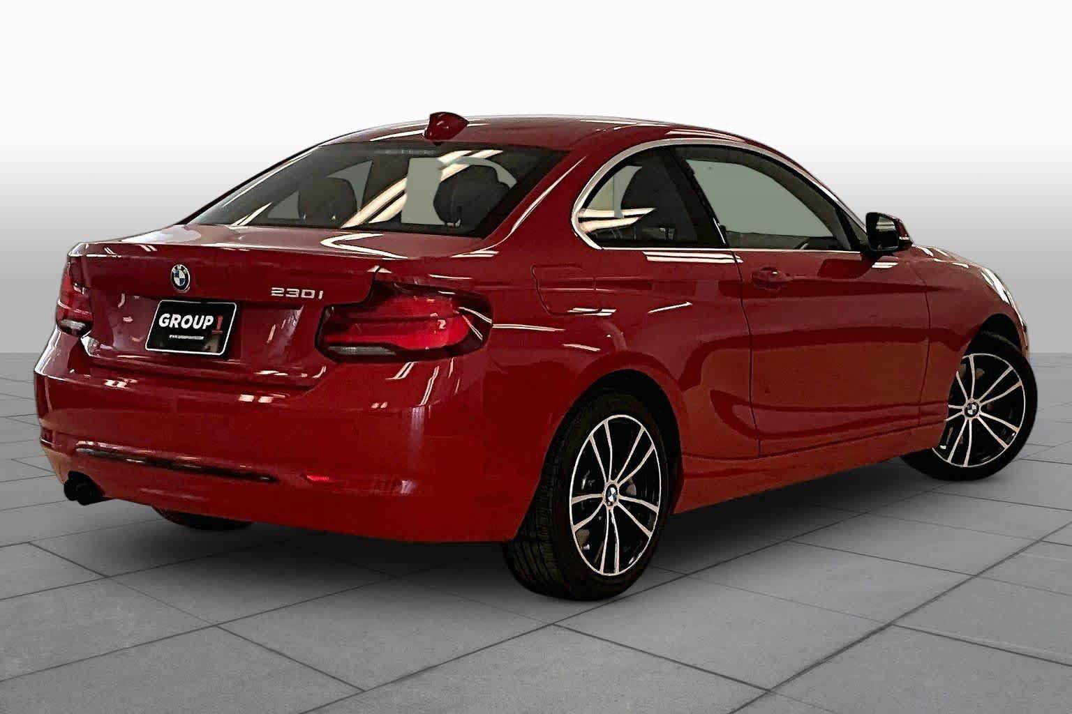 Used 2021 BMW 230i Coupe w/ Convenience Package RWD image 11