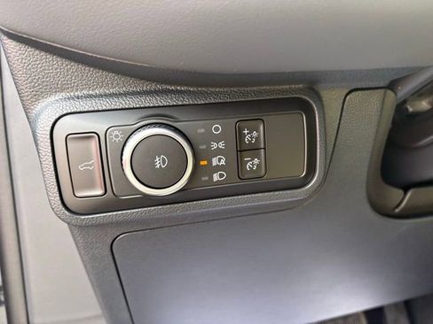 New 2026 Ford Explorer Active w/ Active Comfort Package AWD/4WD image 26