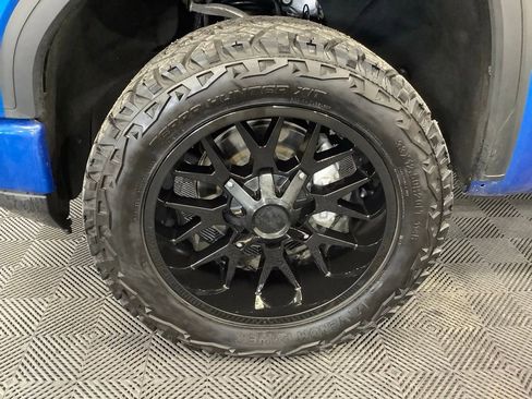 Used 2023 GMC Sierra 1500 Elevation w/ X31 Off-Road Package image 2