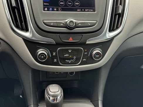 Used 2020 Chevrolet Equinox LS w/ LS Convenience Package FWD image 31