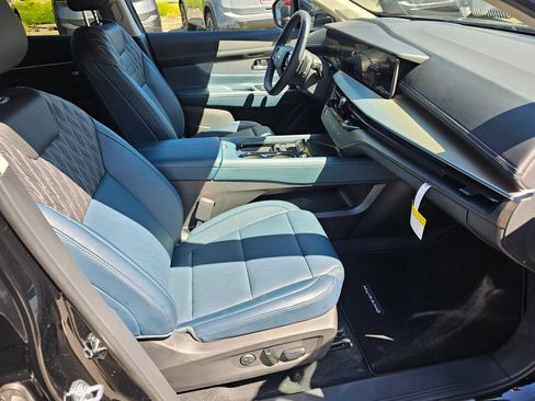 Used 2026 Nissan Murano Platinum w/ Cargo Package AWD/4WD image 13