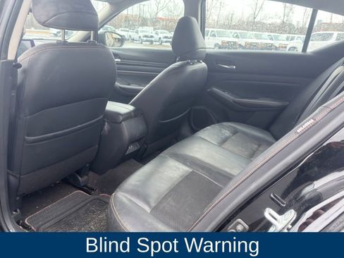 Used 2020 Nissan Altima 2.5 SR w/ Premium Package image 9