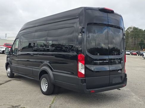 Used 2025 Ford Transit 350 XLT image 3
