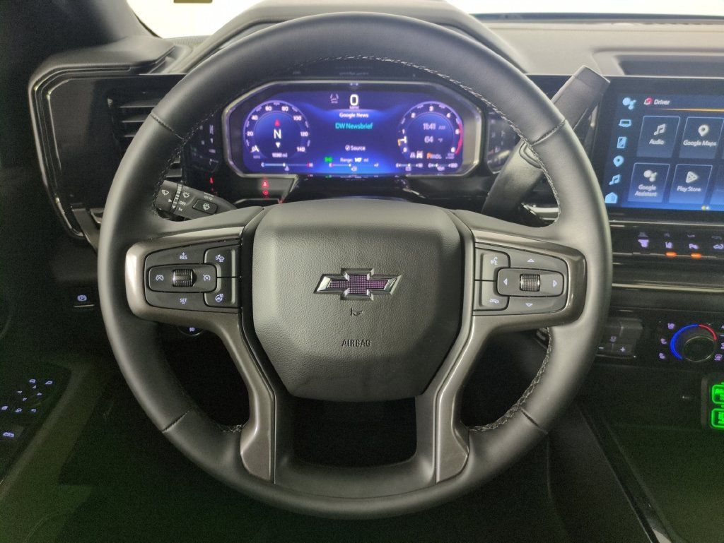 Used 2026 Chevrolet Silverado 2500 ZR2 AWD/4WD image 19