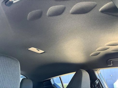 Used 2018 Toyota C-HR XLE image 13