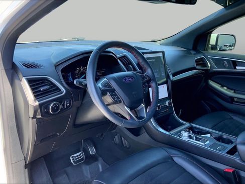 Certified 2024 Ford Edge ST-Line AWD/4WD image 17