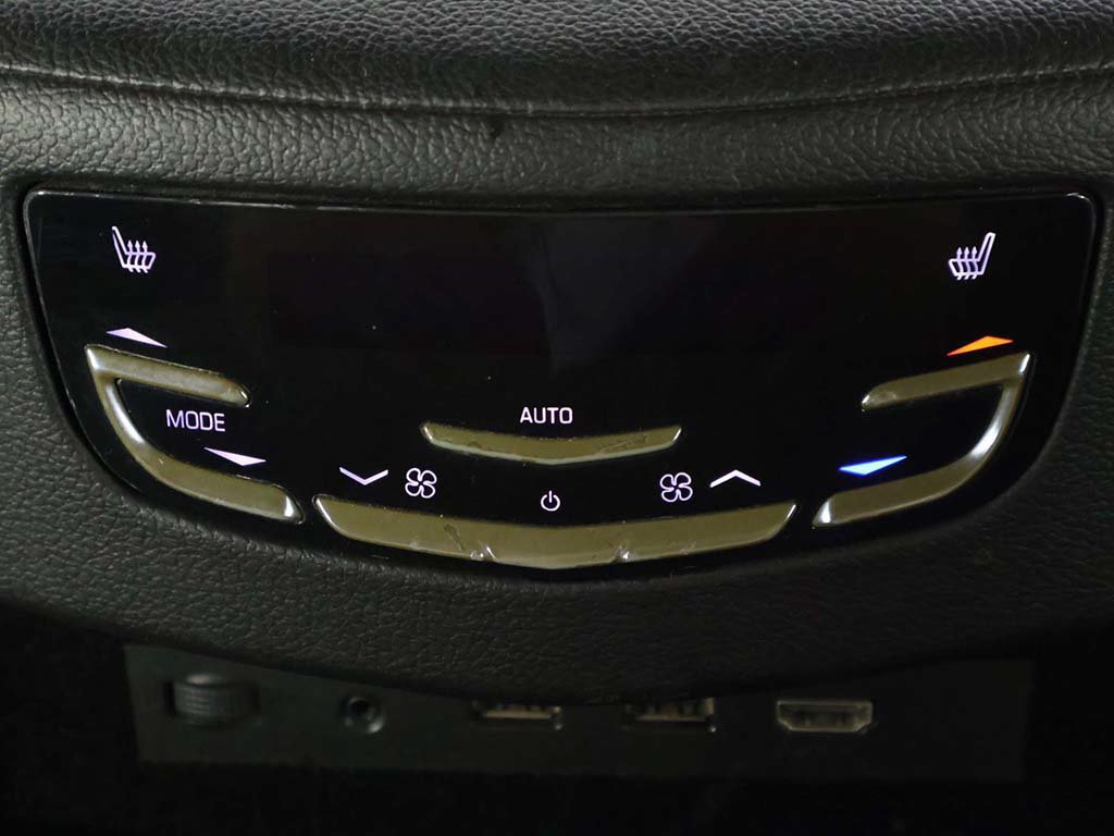 Used 2020 Cadillac Escalade Platinum AWD/4WD image 55