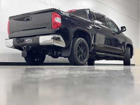 Used 2021 Toyota Tundra SR5 w/ SR5 Leather Package image 4