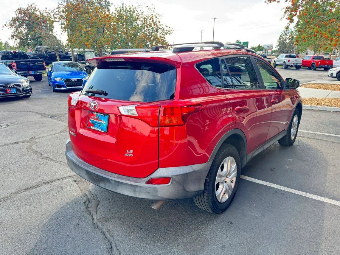 Used 2013 Toyota RAV4 LE AWD/4WD image 5