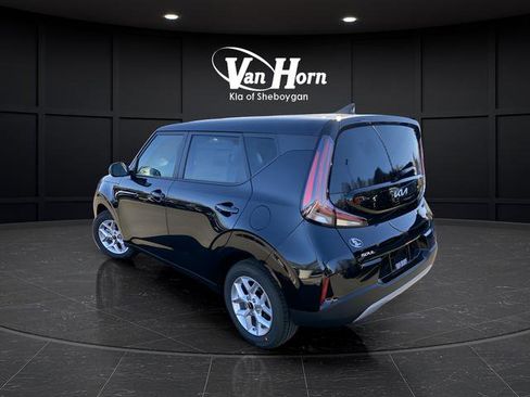 New 2025 Kia Soul LX w/ LX Technology Package image 3