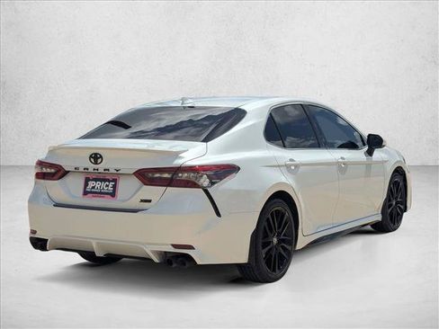 Used 2023 Toyota Camry XSE FWD image 5