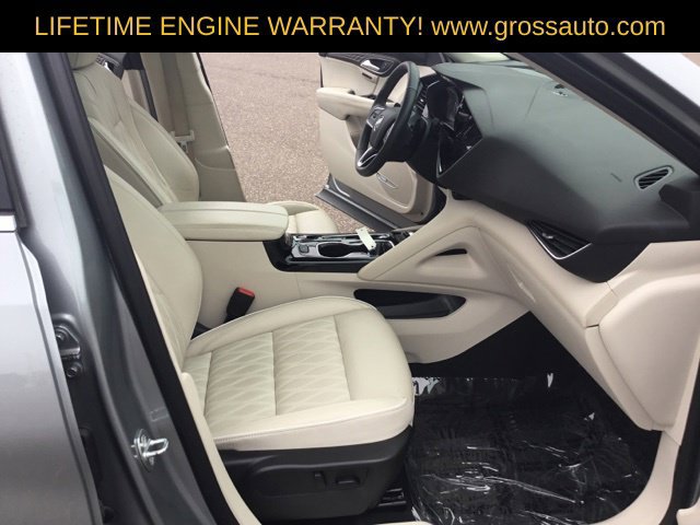 Used 2023 Buick Envision Avenir AWD/4WD image 34