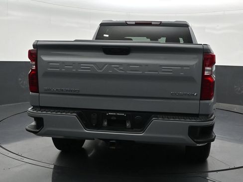 Used 2024 Chevrolet Silverado 1500 Custom RWD image 4