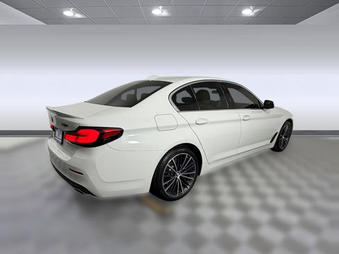 Used 2021 BMW 530i w/ Convenience Package RWD image 9