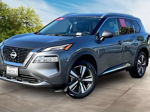 Certified 2023 Nissan Rogue SL w/ SL Premium Package FWD image 3