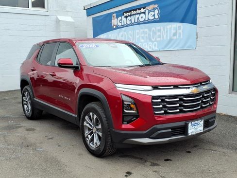 Used 2026 Chevrolet Equinox LT AWD/4WD image 1