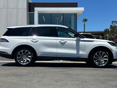 New 2026 Lincoln Aviator Reserve w/ Illumination Package