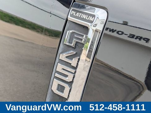 Used 2021 Ford F450 Platinum w/ FX4 Off-Road Package AWD/4WD image 38