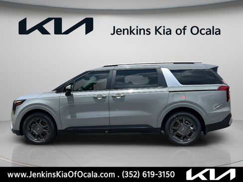 New 2026 Kia Carnival EX FWD image 6
