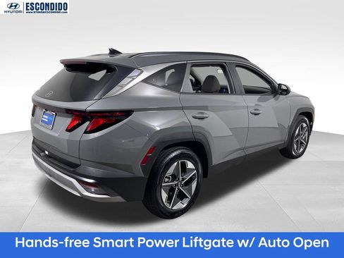 Certified 2025 Hyundai Tucson SEL FWD image 5