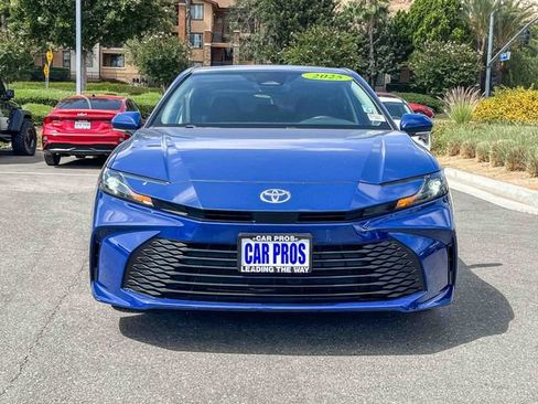 Used 2025 Toyota Camry LE w/ Convenience Package FWD image 3
