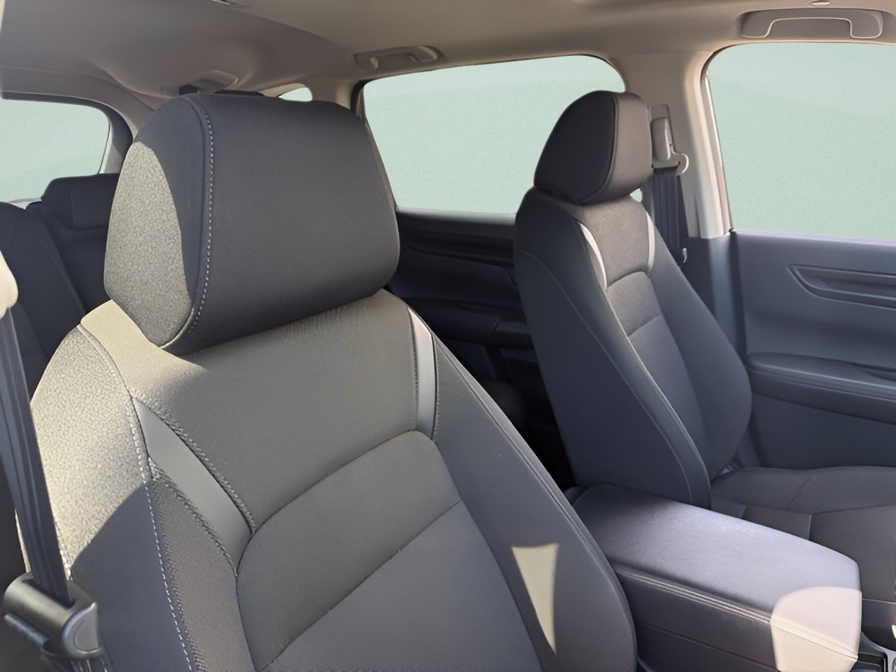 Used 2024 Honda CR-V EX image 8