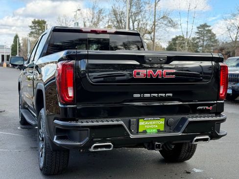 Used 2025 GMC Sierra 1500 AT4 w/ AT4 Premium Package image 3