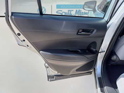 Used 2025 Toyota Corolla Cross AWD Hybrid image 25