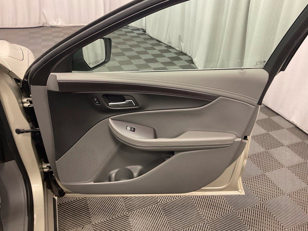 Used 2014 Chevrolet Impala LS FWD image 27
