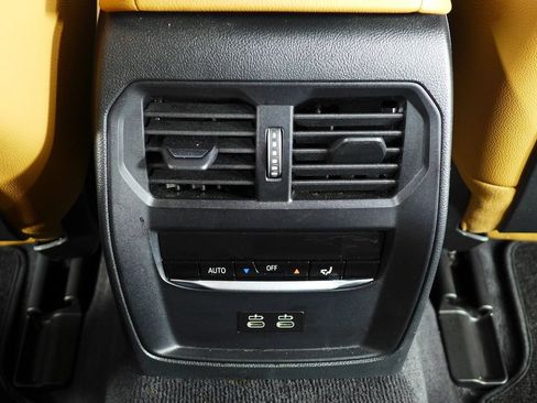 Used 2023 BMW i4 eDrive40 w/ Premium Package RWD image 24