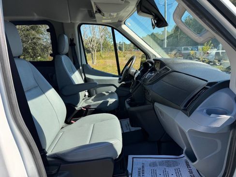 Used 2019 Ford Transit 350 XL image 19