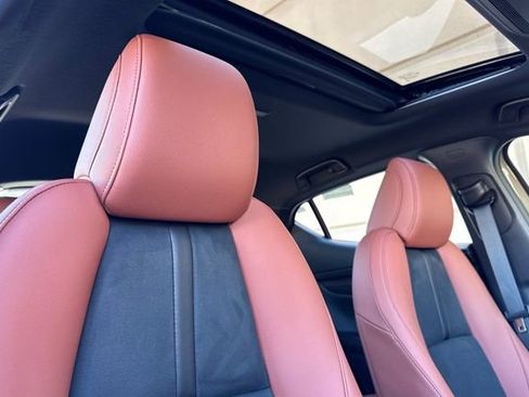 New 2025 MAZDA MAZDA3 Carbon image 18