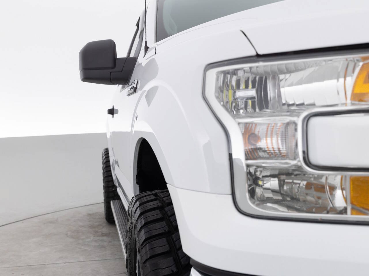 Used 2016 Ford F150 XL w/ Equipment Group 101A Mid RWD image 11