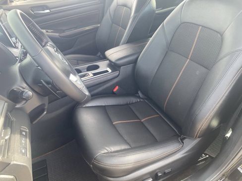 Certified 2021 Nissan Altima 2.5 SR w/ SR Premium Package image 21