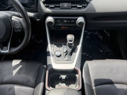 Used 2021 Toyota RAV4 Limited w/ Limited Grade Weather Package AWD/4WD image 17