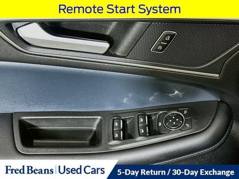 Certified 2022 Ford Edge SEL w/ Sport Appearance Package AWD/4WD image 22