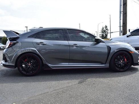 Used 2018 Honda Civic Type R image 6