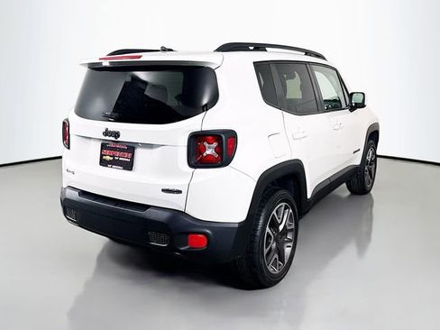 Used 2016 Jeep Renegade Latitude w/ Popular Equipment Group AWD/4WD image 6
