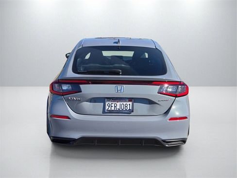 Used 2023 Honda Civic Sport image 5