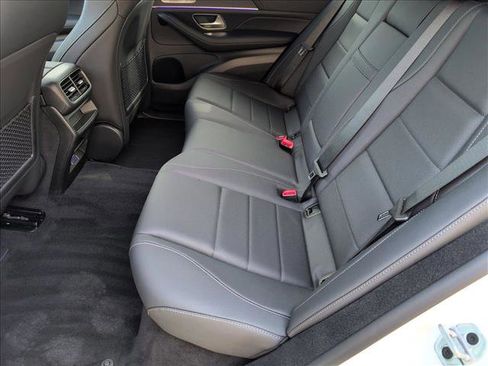 New 2026 Mercedes-Benz GLE 350 4MATIC image 16