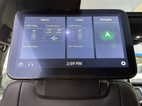 Used 2021 Chevrolet Suburban RST w/ Luxury Package image 18