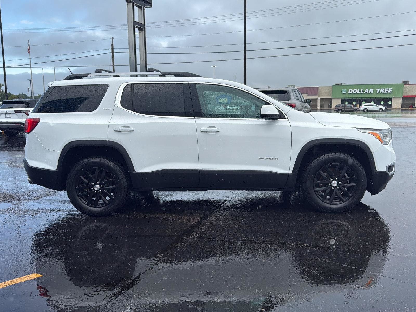 Used 2019 GMC Acadia SLT AWD/4WD image 6