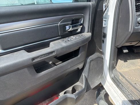 Used 2022 RAM 1500 Classic Warlock image 11