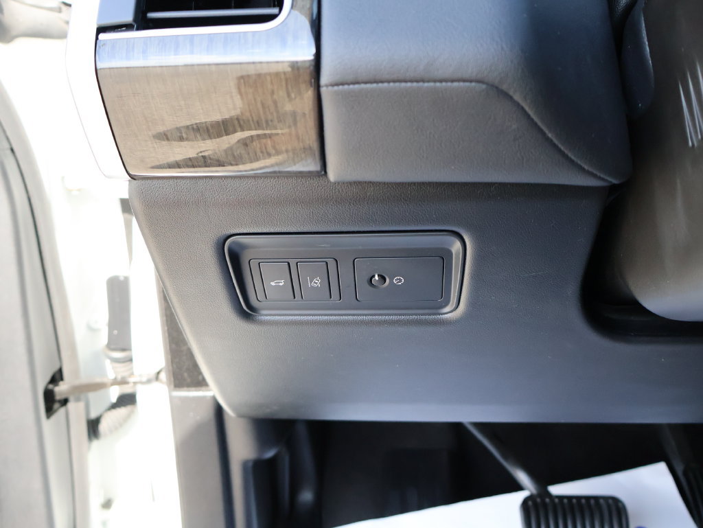 Used 2016 Land Rover Range Rover Sport HSE AWD/4WD image 35
