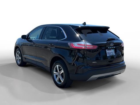 Certified 2022 Ford Edge SEL w/ Convenience Package AWD/4WD image 3