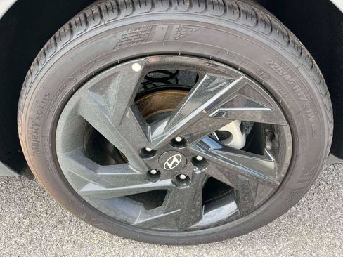 Used 2026 Hyundai Elantra Sport w/ Cargo Package FWD image 31